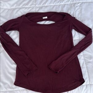 Victoria’s Secret PINK Burgundy Long Sleeve Open Back T Shirt Size Small
